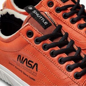 Vans NASA Voyager Limited Edition shoes! EUC!